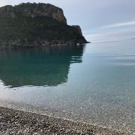 Un Capriccio - Ginepro Daire Aieta Dış mekan fotoğraf