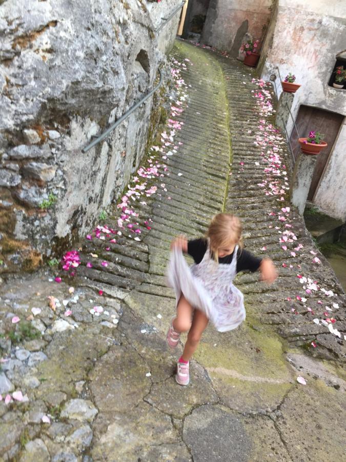Un Capriccio - Ginepro Daire Aieta Dış mekan fotoğraf