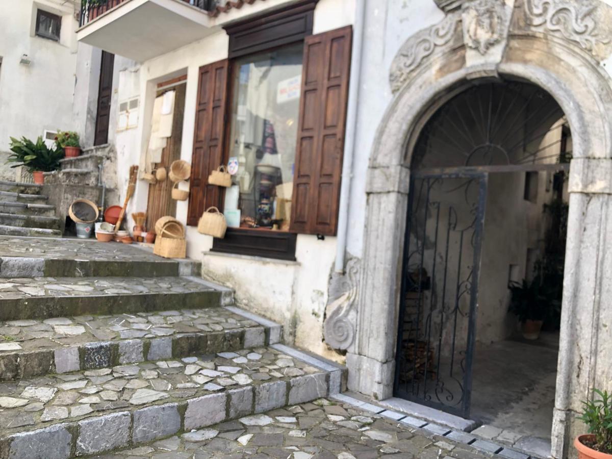Un Capriccio - Ginepro Daire Aieta Dış mekan fotoğraf