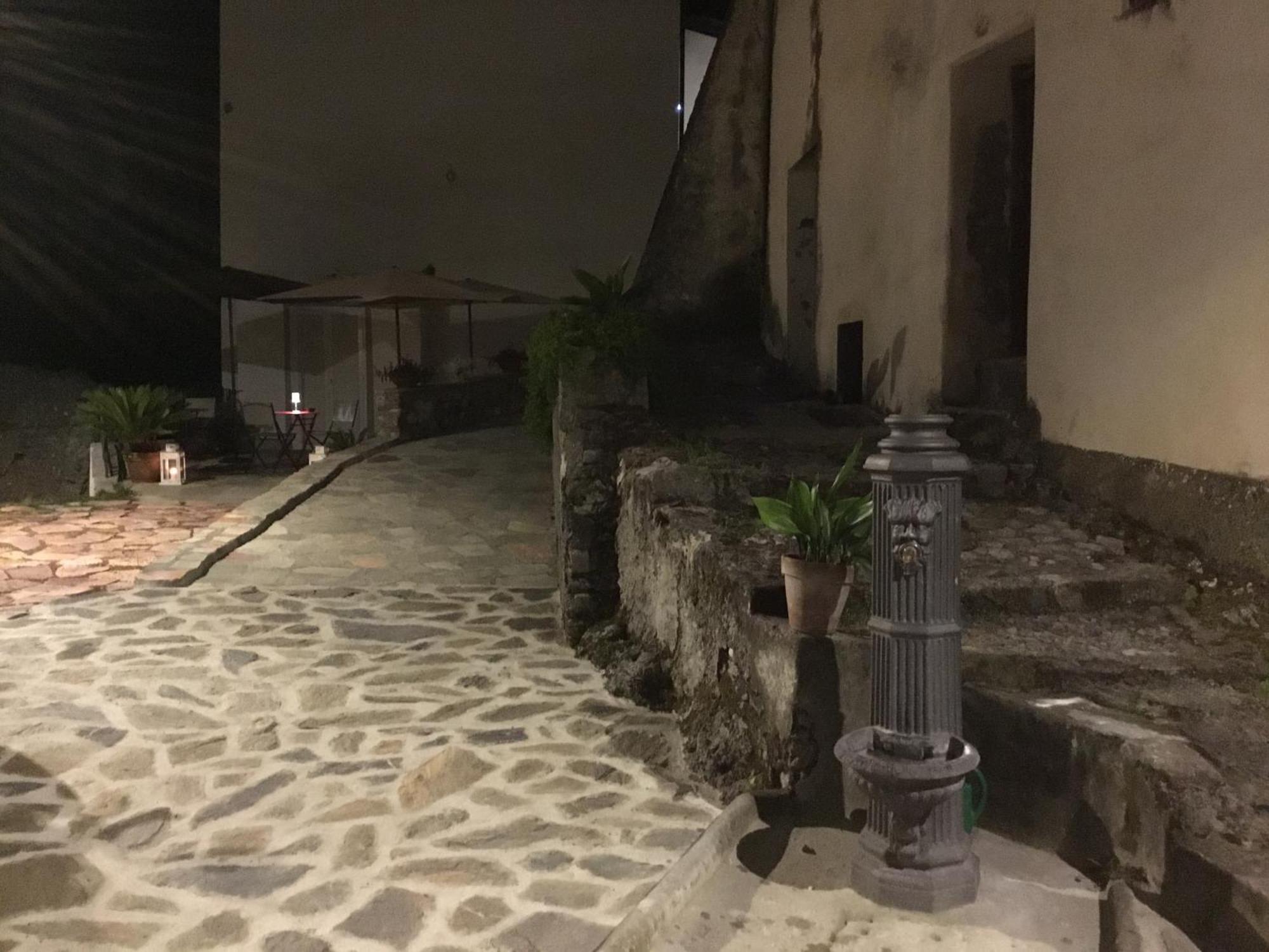 Un Capriccio - Ginepro Daire Aieta Dış mekan fotoğraf